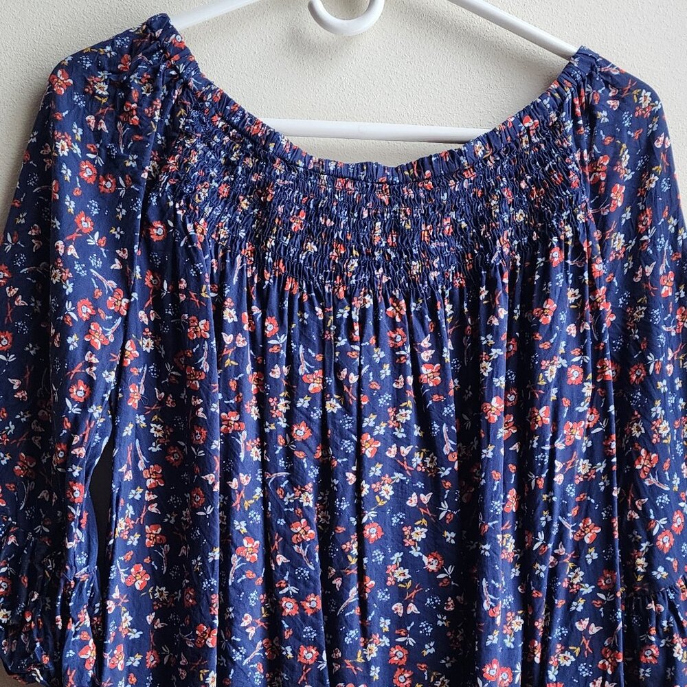 beachlunchlounge Blue Floral Ruched Blouse Size Medium - Picture 11 of 13